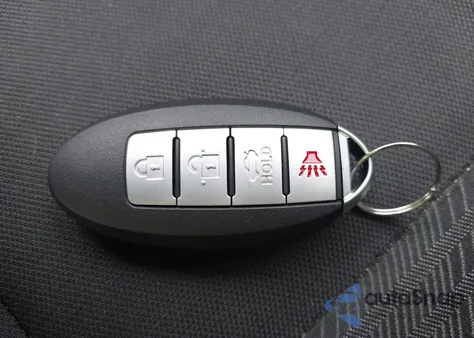 2021 Nissan Versa Sv Xtronic Cvt из США, поврежденный, VIN 3N1CN8EV3ML885761